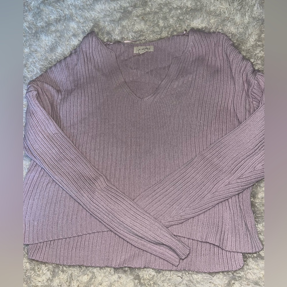 La hearts sweater